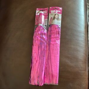 Pink pompom set of 2